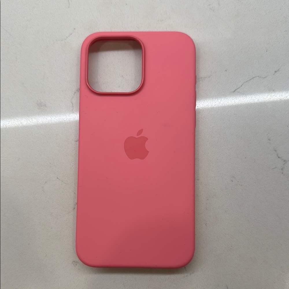 Apple Pink Silicone iPhone 15 pro max Case